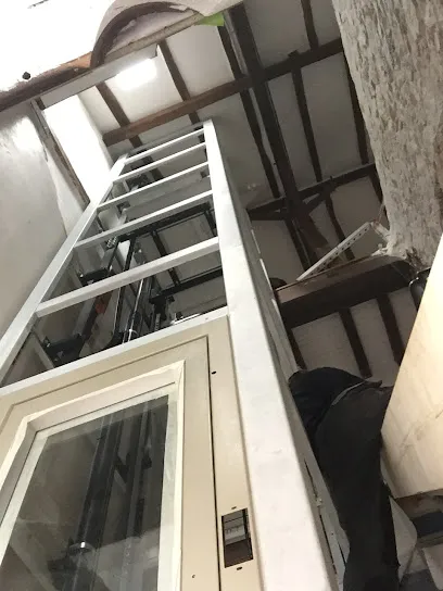 Photo de CAAX Ascenseurs