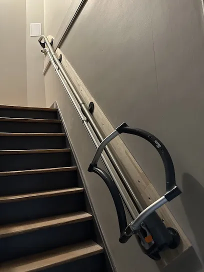 Photo de DOMetVIE Lille Seclin - Salle de bain, monte-escalier & aménagement PMR