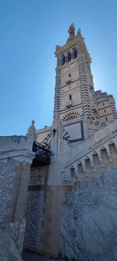 Photo de Escalier Notre Dame