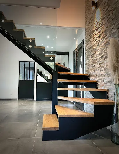 Photo de FALESE Métallerie - Escaliers, verrières et mobilier sur-mesure à Vinay (38).