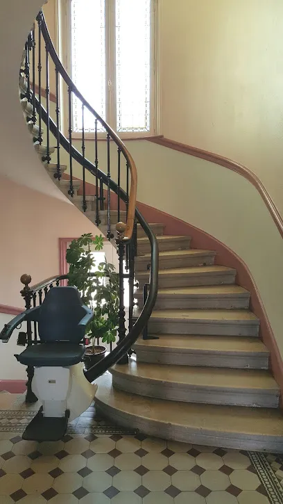 Photo de Jacquot Ascenseurs Monte-Escalier