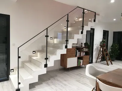 Photo de K-Escaliers - Escalier suspendu, escalier intérieur & escalier extérieur, rampe d'escalier ou garde corps pour vos escaliers