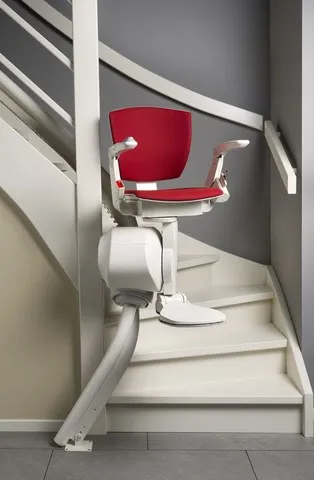 Photo de Montanou - Monte escalier, ascenseur, élévateur PMR La Réunion