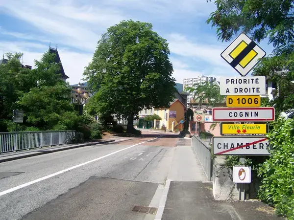 Monte Escalier Entreprise Entreprise monte escalier Cognin