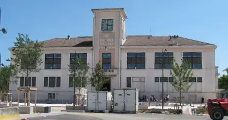 Monte Escalier Entreprise Entreprise monte escalier Décines-Charpieu