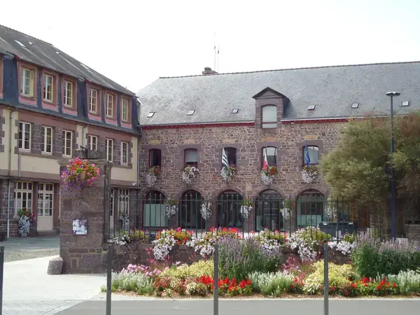 Monte Escalier Entreprise Entreprise monte escalier Montfort-sur-Meu